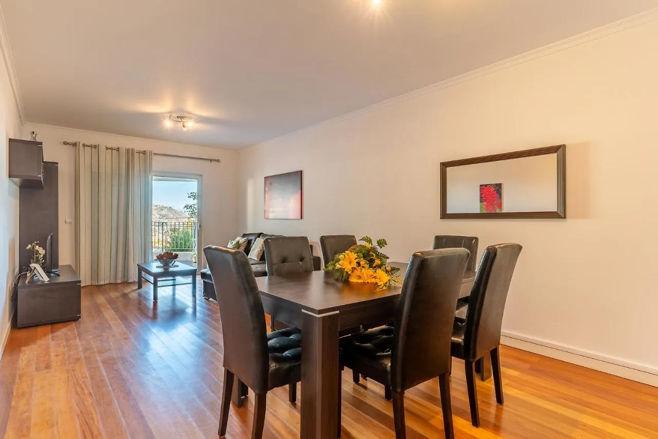 Virtudes Ocean View With Pool By Holiday Rental Madeira Funchal  Appartamento Funchal (Madeira)