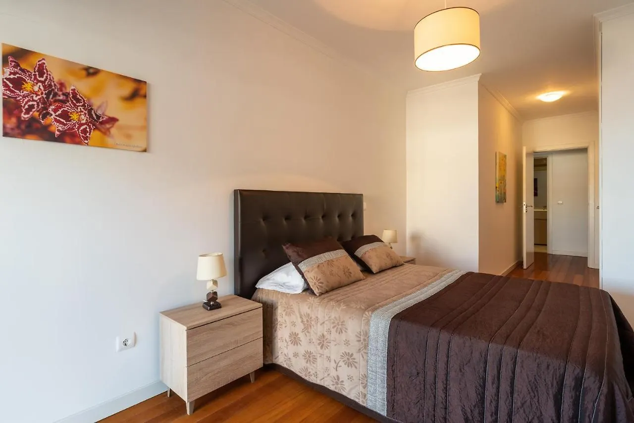 Appartamento Virtudes Ocean View With Pool By Holiday Rental Madeira Funchal  Portogallo
